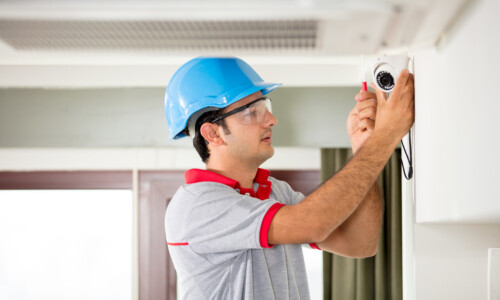 How to Choose the Right Commercial CCTV Installer